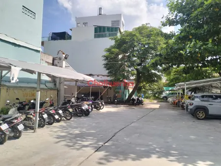 Cho thuê đất trống 3.100m2 đường Nguyễn Trãi phường Nguyễn cư trinh Quận 1- 372 triệu
