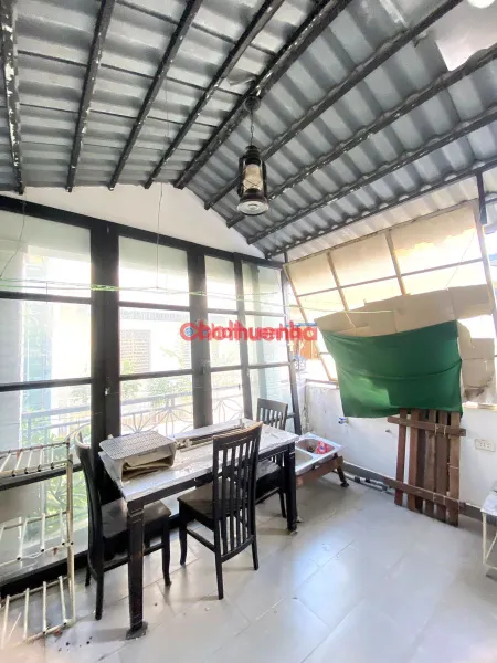 CHO THUÊ NHÀ NGUYÊN CĂN ĐƯỜNG LÊ VĂN SỸ, QUẬN 3 - HẺM THỜI TRANG SẦM UẤT