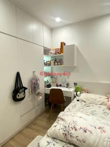 CHO THUÊ CĂN HỘ FULL NỘI THẤT VỊ TRÍ SÁT QUẬN 1, ĐƯỜNG BẾN VÂN ĐỒN, PHƯỜNG 14, QUẬN 4