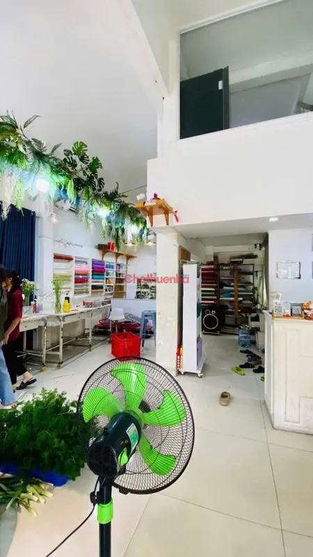 Nhà MT Nguyễn Đình Chiểu, quận 3. DT ngang 6m. Giá 40 triệu