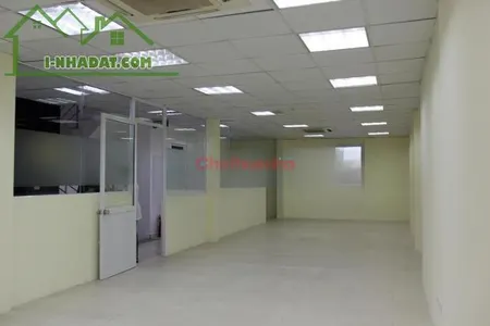VP 45M2 Free Dịch Vụ+Làm Ngoài Giờ Tại 62 Yên Phụ . LH 0929236669