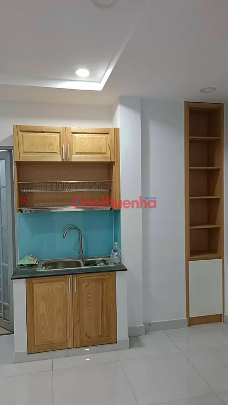 Cho Thuê Nhà Nguyên Căn Đường Điện Biên Phủ, QUẬN 10 - 4 PHÒNG NGỦ