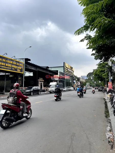 CHO THUÊ MẶT TIỀN 1.400 M2 - KHU BẮC HẢI, Phường 15, Quận 10