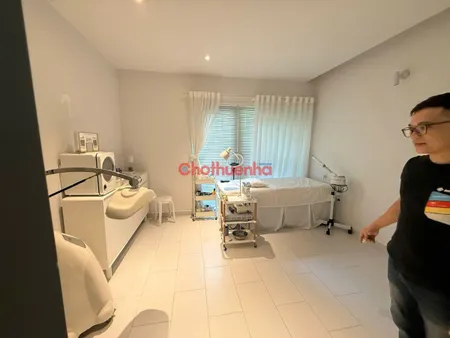 Cho thuê nhà nguyên căn đường Đặng Văn Ngữ, Phú Nhuận - Trệt 3 lầu ST - Nhà mới đẹp