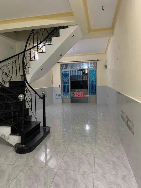Tìm bạn nữ NVVP or Sinh viên có ý định ở ghép nghiêm túc nhà nguyên căn tại trung tâm quận 3