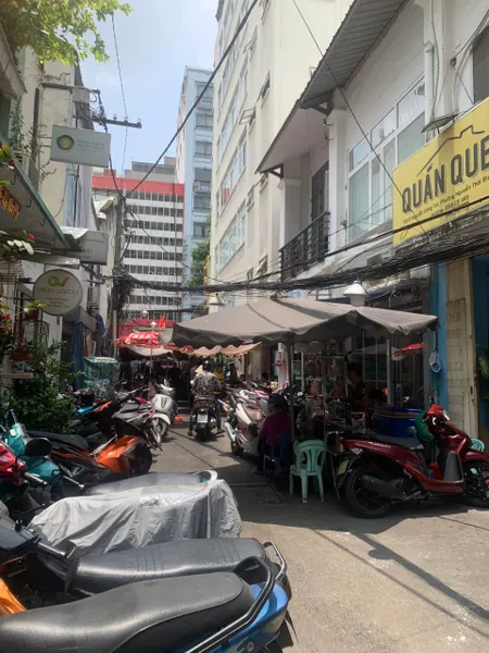 CHO THUÊ NHÀ NGAY TRUNG TÂM HÀNH CHÍNH NGUYỄN CÔNG TRỨ QUẬN 1 - KINH DOANH SẦM UẤT