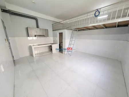 PHÒNG TRỌ GÁC CAO 30m2 - 4P RA ĐẠI HỌC KIẾN TRÚC, SPKT FULL TIỆN NGHI