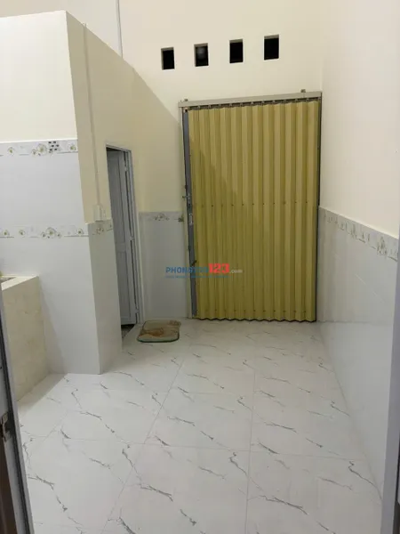 Chính chủ cho thuê nhà mới hẻm ô tô gần trạm xe Tân Lập Thành phường 8