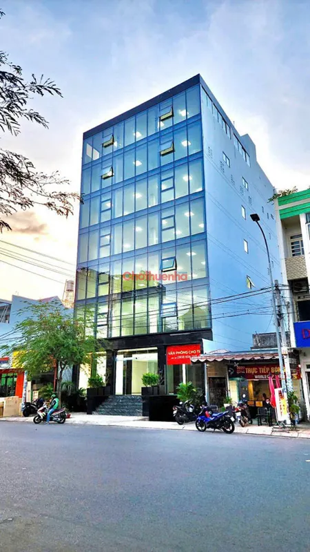 TÒA NHÀ VĂN PHÒNG MẶT TIỀN ĐƯỜNG Phạm Văn Bạch, Phường 15, Tân Bình CHO THUÊ ĐA DẠNG MÔ HINH SÀN VĂN PHÒNG