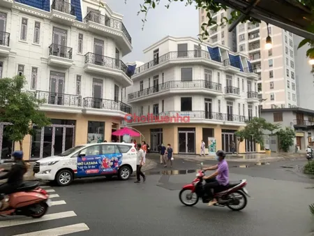 Cho thuê nhà nguyên căn tại đường Trịnh Đình Trọng, Phường Hòa Thạnh, Quận Tân Ph