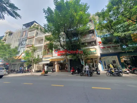 Cho thuê nhà mặt tiền đường Calmette, Quận 1, DT 4x15m, kinh doanh đa ngành