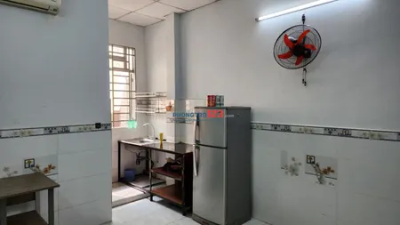PHÒNG 10M² – ĐỦ TIỆN NGHI, RIÊNG TƯ, CÓ MÁY LẠNH , GIÁ CHỈ 2,2 TR
