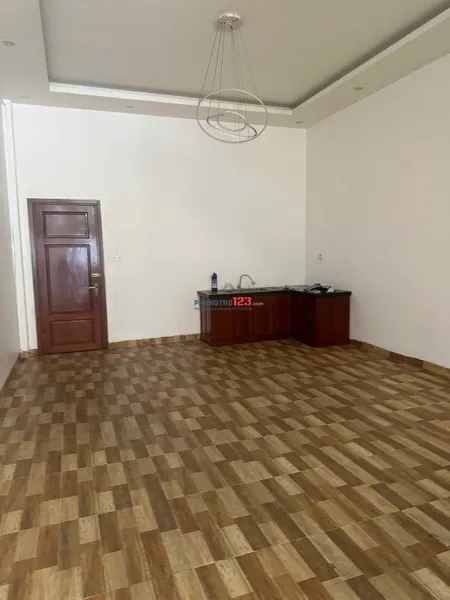 Cho thuê nhà mặt tiền đường lý thái tổ hưng phú cần thơ giá 16 triệu