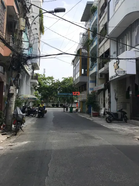 Tìm nam ở ghép đầy đủ tiện nghi nhà mặt tiền q1 chỉ xách valy vào ở