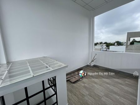 2,4 tr - Thạnh Xuân 40 - phòng to đùng - WC riêng - có sân dài sọc như resort