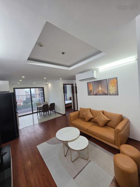 Nổi bật ! cho thuê căn hộ Star city Lê Văn Lương. 77m2. 2 phòng ngủ 1wc. Full đồ giá 14tr/th