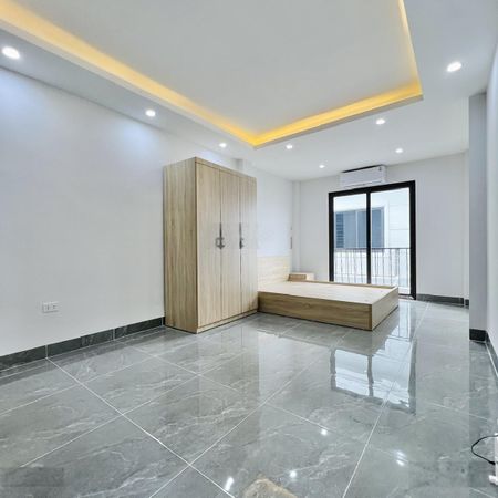 Cho thuê nhà nguyên căn. 35m2 x 5 tầng sử dụng full nội thất