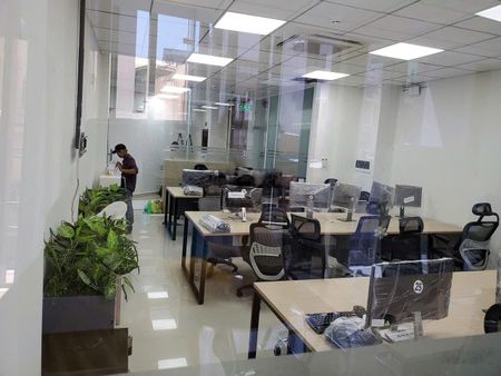 Văn phòng 85m2 nằm trên MT đường Võ Văn Tần, Q.3. Trống lầu 1, giá thuê chỉ 23tr
