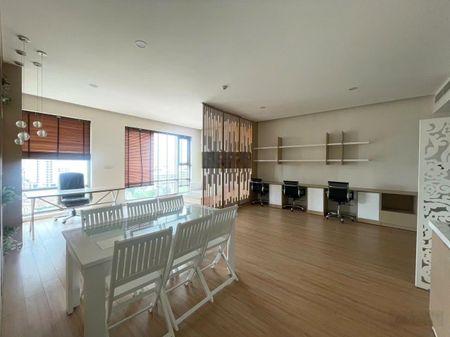 Cho thuê văn phòng Goldenking 60m2 giá 16tr Phú mỹ Hưng Quận 7