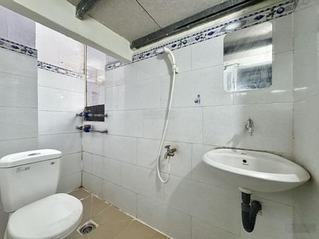 Phòng trọ giá rẻ - gác cao 2m - cửa sổ thoáng - ngay Trường Chinh - Etown Cộng Hoà - Bảy Hiền