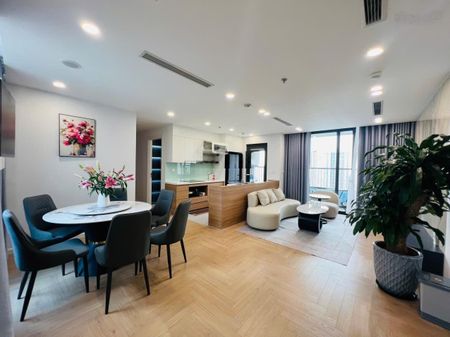 Cho thuê chung cư The Ninety Complex, 90 Đường Láng, Ngã Tư Sở, Giá 30tr, LH 0989604688