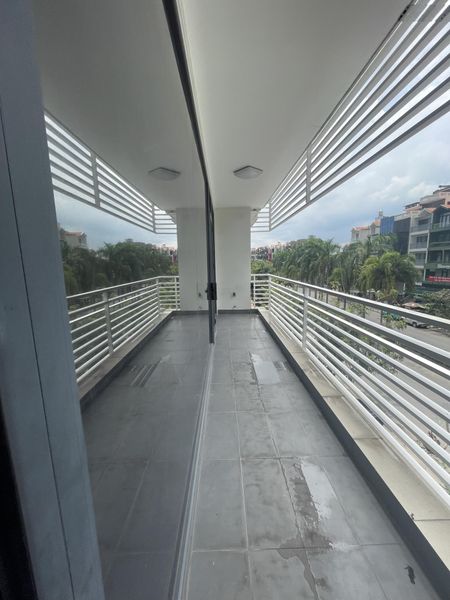 Sàn VP 10 x 20m trống suốt mặt tiền D1, Him Lam, trống suốt, có bảo vệ, thang máy, hầm xe