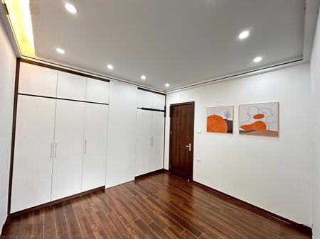 Cho thuê căn hộ N07 Thành Thái dt 133m2 thiết kế 3pn 2wc, nhà đẹp mới tinh. Giá 20tr/th
