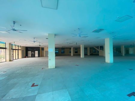 Cho thuê gần 2000m2 khu vực ngã tư sở làm gym, bi a, game, nhà hàng