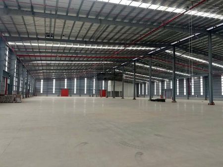 Kho xưởng mới dựng thị trấn Phú Xuyên, tổng diện tích 12.000m2, PCCC nghiệm thu, cao 12m