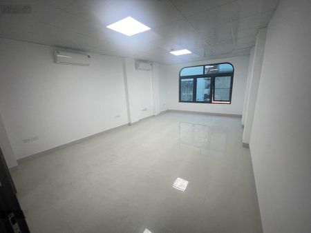Cho thuê văn phòng 45m2 đường Thiên Hiền giá 5tr5
