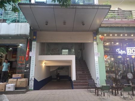 Nội đô cho thuê VP quận Cầu Giấy. 9 tầng, 55m2, giá 10 triệu