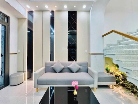 Nhà đẹp 4PN, 3WC mới keng full nội thất, dọn vào ở ngay Phường 11, Gò Vấp