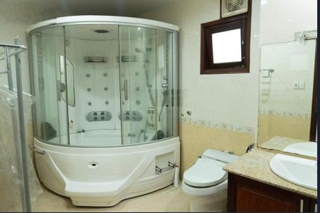Vị trí vàng! Chính chủ cho thuê biệt thự sân vườn hẻm xe tải 8m - 204m², ở hay kinh doanh đều được