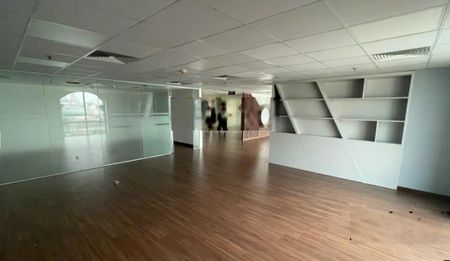 Cho thuê văn phòng view đẹp tại New Horizon City - 87 Lĩnh Nam, 150 nghìn/m2 90m2 150m2 300m2 500m2