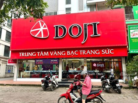 Cho thuê MBKD Đường Láng 110m2x3T MT 10m nhận diện thương hiệu tốt, vị trí đắc địa KD mọi mô hình