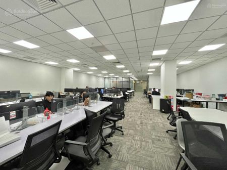 Cho thuê văn phòng hàng hiếm tại TMC Thăng Long, 150 nghìn / m2, 94m 150m 300m 500m