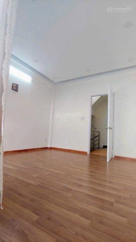 Cho thuê nhà Phường 16, Gò Vấp, 4PN,3WC có 2 máy lạnh