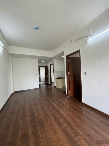 Cho thuê chung cư 2 phòng ngủ, 2WC, 4tr/ tháng Ehome Sounthgate , Bến Lức, Long An