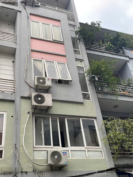 Cho thuê nhà mặt phố 34 Tăng Thiết Giáp 72m2 x 5 tầng MT 4m giá 29tr/tháng