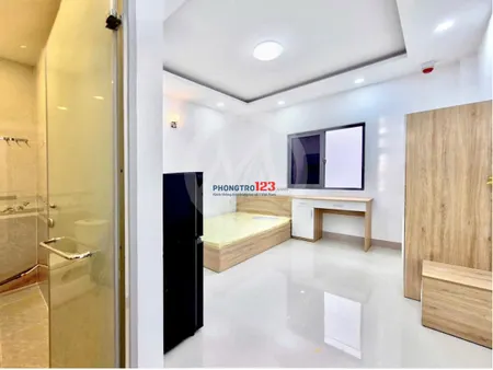 Cho Thuê Phòng Full Nội Thất, Giặt Riêng, Cửa Sổ Lớn Ngay Phan Đình Phùng, gần Q3, Q1, Q2