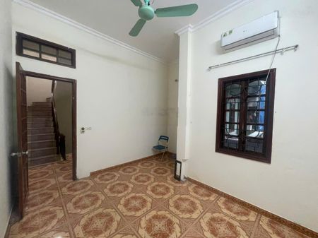 Nhà riêng ngõ 184 đê trần khát chân thông kim ngưu minh khai dt40m2x3,5t giá 10tr