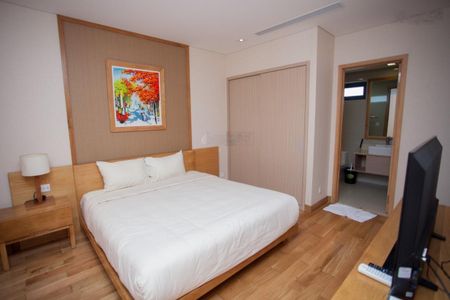 1 Bedroom Apartment For Rent - High Floor - Seaview