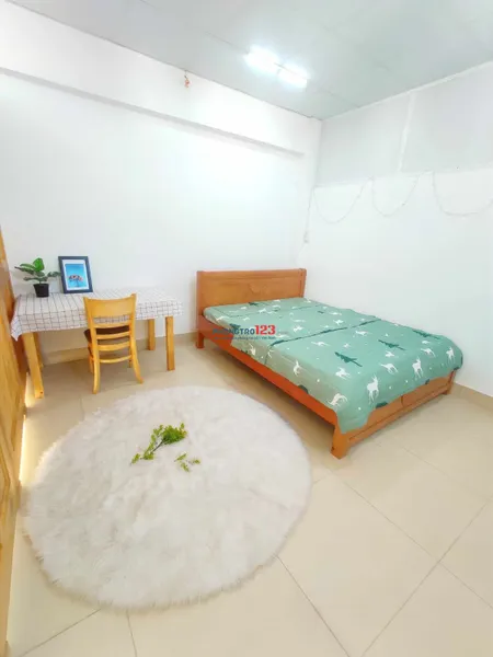 Phòng giường nệm, tủ lạnh, máy lạnh, máy giặt, cuối đường tân sơn