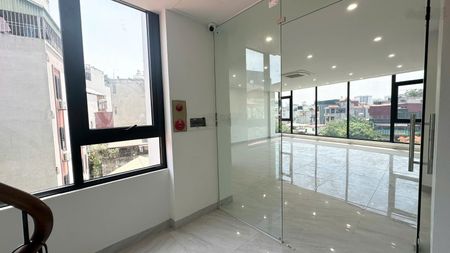 Cần cho thuê văn phòng tầng 4-5 tại 188 Trần Đại Nghĩa, 110m2/sàn