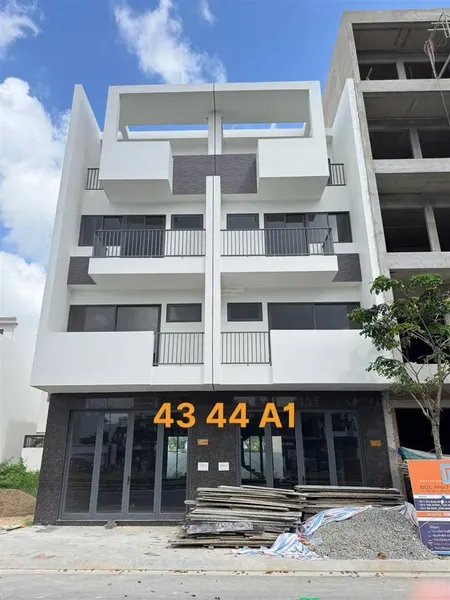 Bán nhà phố khu đô thị vcn phước long 2 hỗ trợ thanh toán linh hoạt 12 tháng