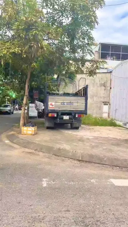 Gia đình cần bán lô góc 2mt biển lê thiệt & hoà minh 2 ngay biển nguyễn tất thành, giá 7 tỷ 990