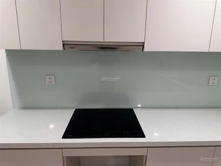 Cần bán nhanh căn 2pn 83m2 tầng trung view lm81 view sông đang chờ sổ có hỗ trợ vay bank