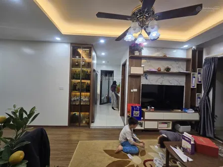 Em bán cc tecco diamond. diện tích 70m, pháp lý sổ đỏ lâu dài. giá 5,55 tỷ. 0989 717 ***