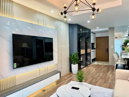 Chính chủ cần bán gấp căn 2 ngủ 2 wc tại chung cư rose town!!! 0924 750 ***