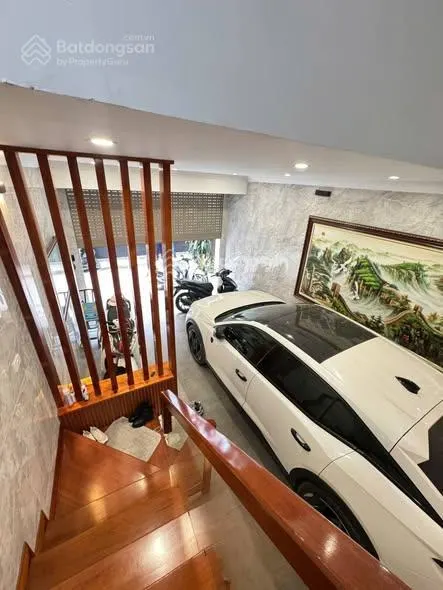 Bán gấp nhà mặt phố vĩnh phúc, ba đình 61m2 5 tầng đẹp ở ngay kinh doanh, ô tô tránh giá 24,9 tỷ